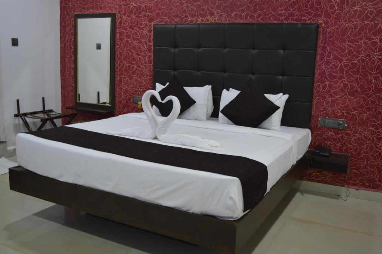 Hotel Sea Shore Beach Resort, Calangute Exterior foto
